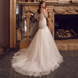 Luxurious Tulle Mermaid Wedding Dress 2021 Fashion Sweep Train Appliques Scoop Neck Illusion Sleecve Bridal Gowns