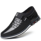 Plus Size 38-46 NEW 2019 Genuine Leather Men Casual Shoes Brand Mens Loafers Moccasins Breathable Slip on Driving Shoes Plus Size 38-46 NEW 2019 Genuine Leather Men Casual Shoes Brand Mens Loafers Moccasins Breathable Slip on Driving Shoes
