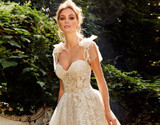 Shiny Lace A-line Wedding Dress  Vestidos De Bodas Sweetheart Neck Backless Illusion Bridal Gown Gelinlik