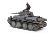 Tamiya 1/35 German PzKpfw 38(t) Aust E/F Light Tank Kit