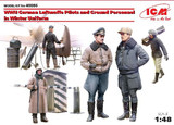 ICM 1/48 WWII German Luftwaffe Pilots & Ground Personnel Winter Uniforms (5) Kit
