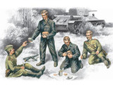 ICM 1/35 Soviet Tank Crew 1943-45 (4) Kit