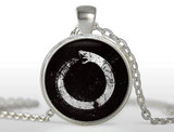2017 Limited Hot Sale Zi Women Accessory Maxi Necklaces Collares Collier Ouroboros Necklace Pendant Jewelry Glass Cabochon HZ1