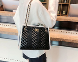 Vintage Chevron Chain Shoulder Bag