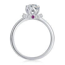 Round Cut Moissanite Diamond Ring