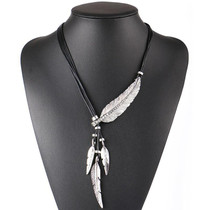 Women Necklace Alloy Feather Statement Necklaces Pendants Vintage Jewelry Rope Chain Necklace Women Accessories for Gift NL535