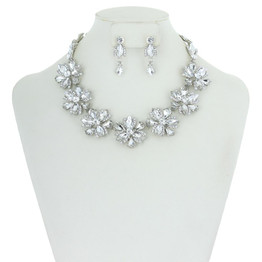 Marquise Stone Flower Necklace Set