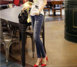 2018 new Autumn winter Rhinestone Beading Jeans woman ripped hole jeans pants women denim pencil pants female trousers G0504