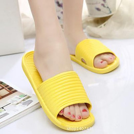 DreamShining Summer Non-Slip Bathroom Slippers Men And Women Indoor Home Bath Sandals Slippers Seasons Couples House Slippers