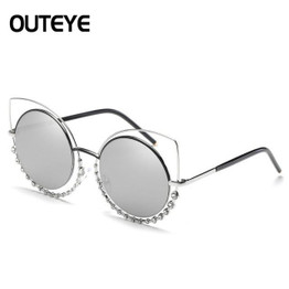 Luxury Rhinestone Cateye Sunglasses For Women 2017 Brand Designer Round Mirror Sun Glasses Oversized Shades Female Eyewear