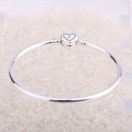 Authentic 925 Sterling Sliver Bangle Heart Crystal Clasp Clip Basic Bracelet Bangle With Logo Fit DIY Women Bead Charm