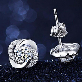 New Cute Stud Earrings Small Earrings Ear Buckle Temperament Earrings Ear Studs