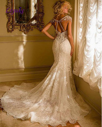 Liyuke Fabulous Tulle Sweetheart Neckline Spaghetti Straps Mermaid Wedding Dress Sleeveless Beaded Appliques Lace Bride Dress