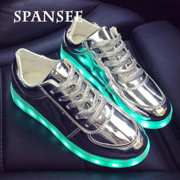 Size 30-45 Fashion Glowing Sneakers with Light Sole Kids Shoes Luminous Shoes Do Infantil Tenis LED Basket Femme LED Slippers 40