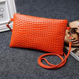 2017 New PU Leather Women Messenger Bags Tassel Crossbody Bag Female Fashion Shoulder Bags for women Clutch Small Handbags