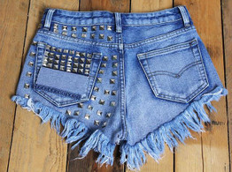 2016 Women's Fashion Brand Vintage Tassel Rivet Ripped Loose High Waisted Short Jeans Punk Sexy Hot Woman Denim Shorts