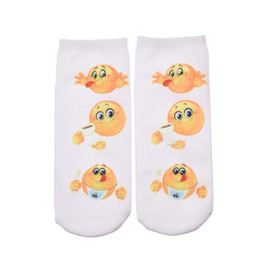 Fashion Cute Emoji Socks Women Cute Cartoon Printed 3D Cotton Socks Winter Warm Socks for Women Accessories  2016