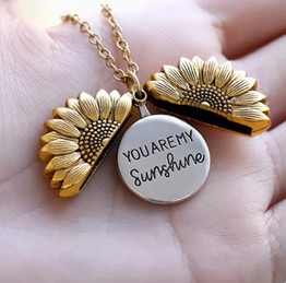 'You Are My Sunshine' Flower Necklace