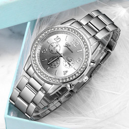 Women's Geneva Classic Bracelet Watches Luxury Watch Women Watches