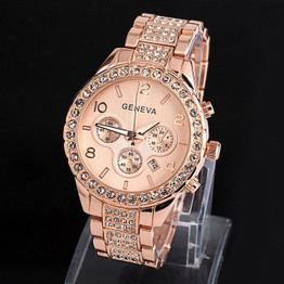 Women Fashion Luxury Crystal Quartz Wristwatch