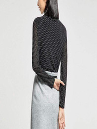 Long sleeves polka dot shirt with an elegant turtleneck