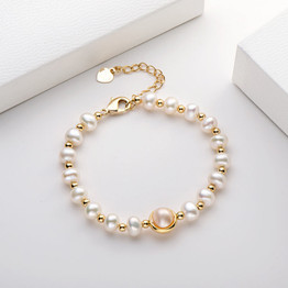 Planet Natural Cultured Freshwater Pearl Bracelet
