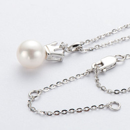 Princess Crown Geniune Freshwater Pearl Pendant Necklace