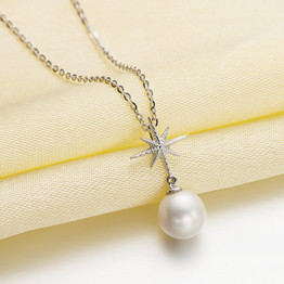 Classic Starfish Geniune Freshwater Pearl Pendant Necklace