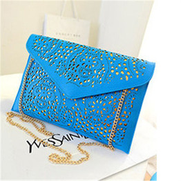 2018 Vintage Hollow Out Envelope Bag Small Women Leather Crossbody bag For girl