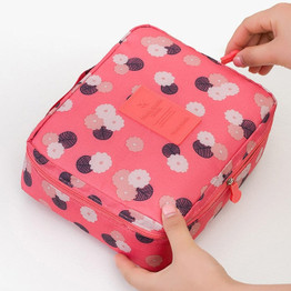 Cosmetic Makeup Bag Organizer