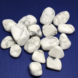 Howlite Tumbled Stones (100 grams) (10-20 stones)