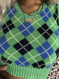 Women's sleeveless V-neck knitted vest