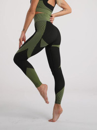 Criss Cross Back Striped Panel Sports Bra & Leggings