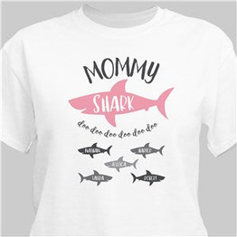 Personalized Mommy Shark T-Shirt