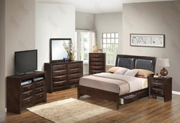 G1525DDKSB2NTV2 3 Piece Set including King Size Bed, Nightstand and Media Chest in Cappuccino
