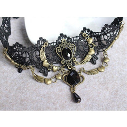 Angel Wing Heart Choker