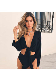 Black Crop V-neck Long Sleeve Fashion T-Shirt