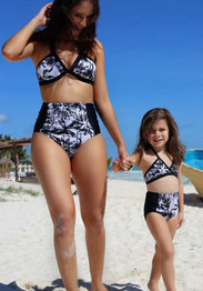 Black-White Floral Backless Halter Neck Tie Back 2-in-1 V-neck Sleeveless Swimwear