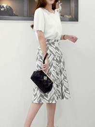 Casual Quilted Chain Crossbody Bag