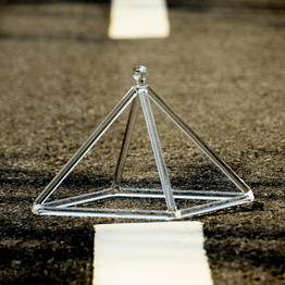 TOPFUND Clear Quartz Crystal Singing Pyramid 4.5'' - Perfect Healing Musical Instrument