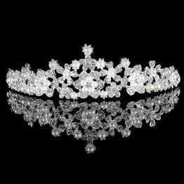 Silver-Plated Flower, Crystal and Pearl Tiara, Necklace & Earrings Wedding Jewelry Set