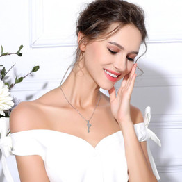 Celtic Trinity Knot Triquetra Key Pendant Necklace 925 Sterling Silver