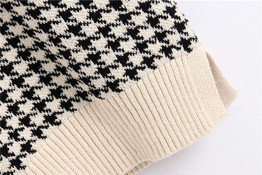 Women 2020 Fashion Oversized Houndstooth Knitted Vest Sweater Vintage Sleeveless Side Vents Female Waistcoat Chic Tops