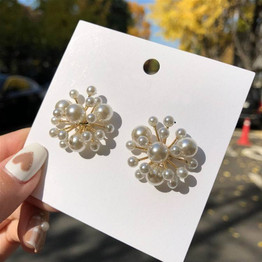 Flower Simulated Pearl Stud Earrings