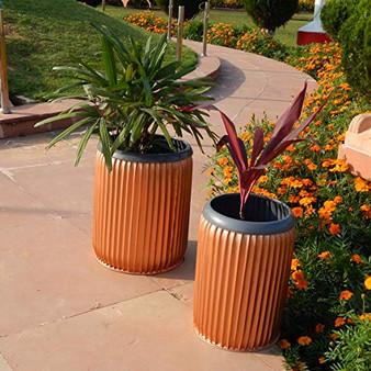 Round Dolly Iron Planter Pot | Indoor Outdoor Home Decor Barrel Plant Pot Set | Garden Modern Large Metal Container (Set of 2 - Copper) : Garden & Outdoors, Home Decor