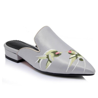 Embroidery Bird Silk Pointed Toe Flat Shoes