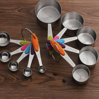 Measuring Cups & Spoons