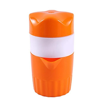 Portable Manual Citrus Juicer for Orange Lemon Fruit Squeezer 300ML Orange Juice Cup Child Outdoor Potable Juicer Machine