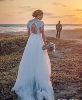 Bohemia Tassel Boho Wedding Dress Lace Backless Short Sleeve Tulle Beach Wedding Gown
