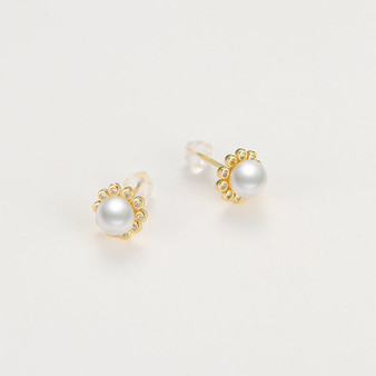 Flower Natural Cultured Freshwater Pearl Earring